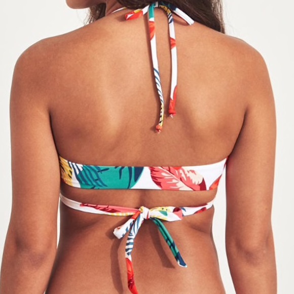 Wrap triangle bikini top with ruffle bottoms - Picture 5 of 7